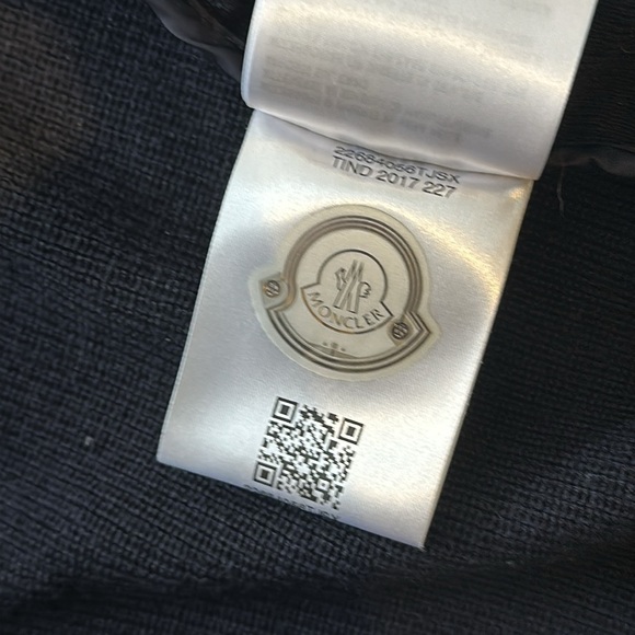 Men's Black Hooded Sweater - Picture 7 of 9